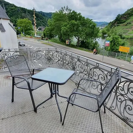 Zur Schönen Aussicht