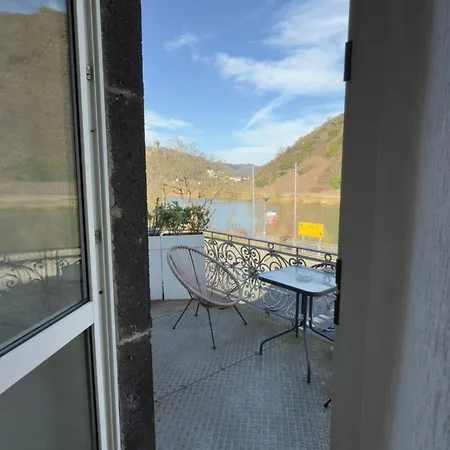 Zur Schönen Aussicht Gasthof 3*